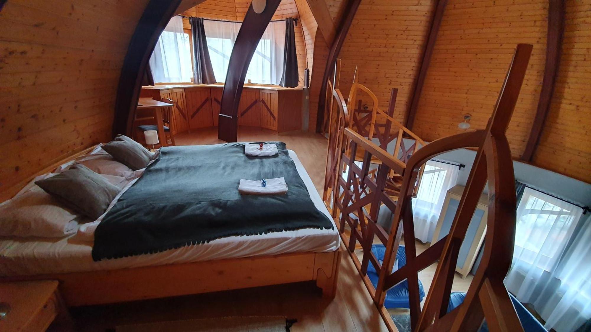 Pannonia Apartman Естерґом Номер фото